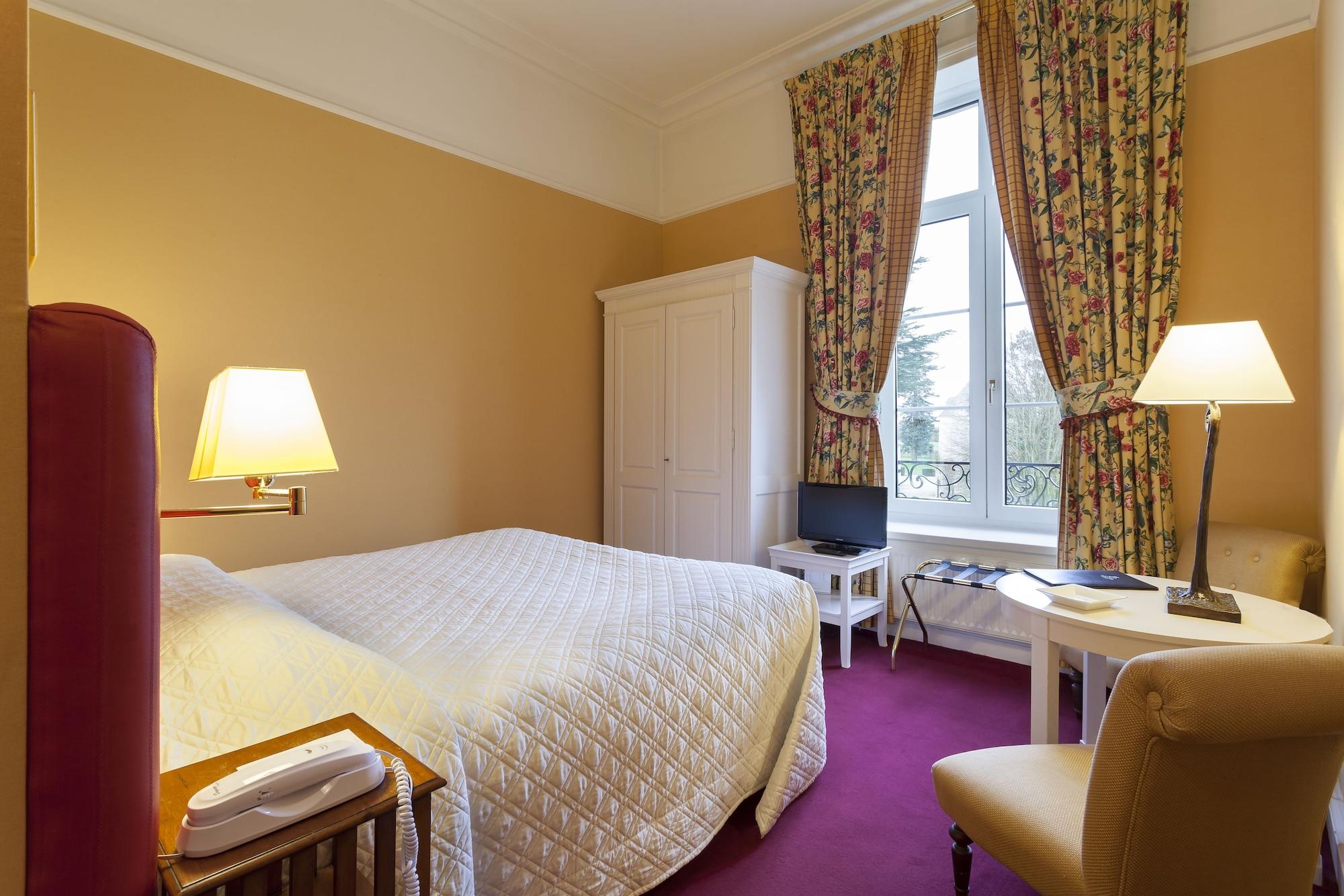 Grand Hotel "Chateau De Sully" - Piscine & Spa -Teritoria Sully  ภายนอก รูปภาพ