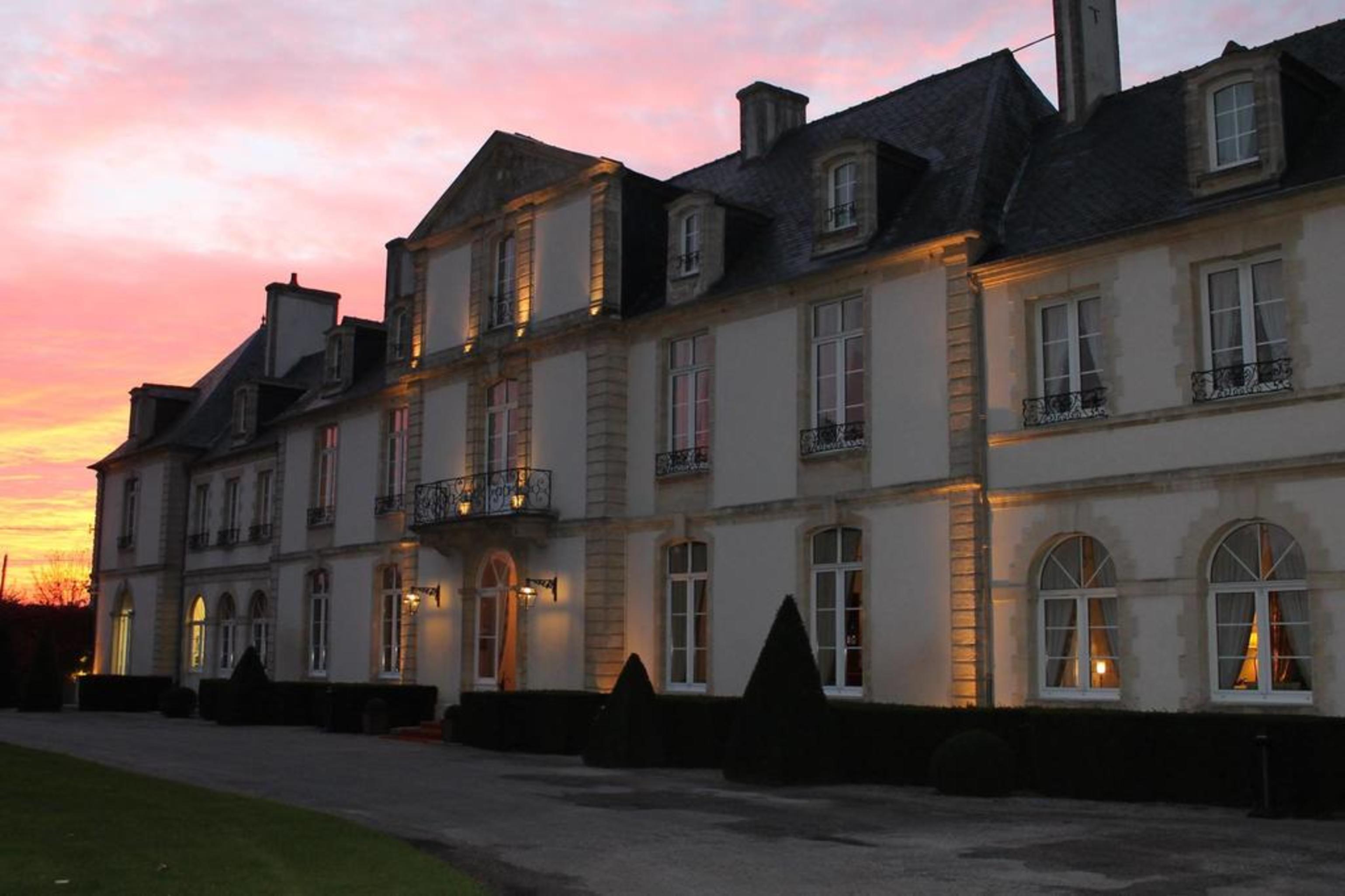 Grand Hotel "Chateau De Sully" - Piscine & Spa -Teritoria Sully  ภายนอก รูปภาพ