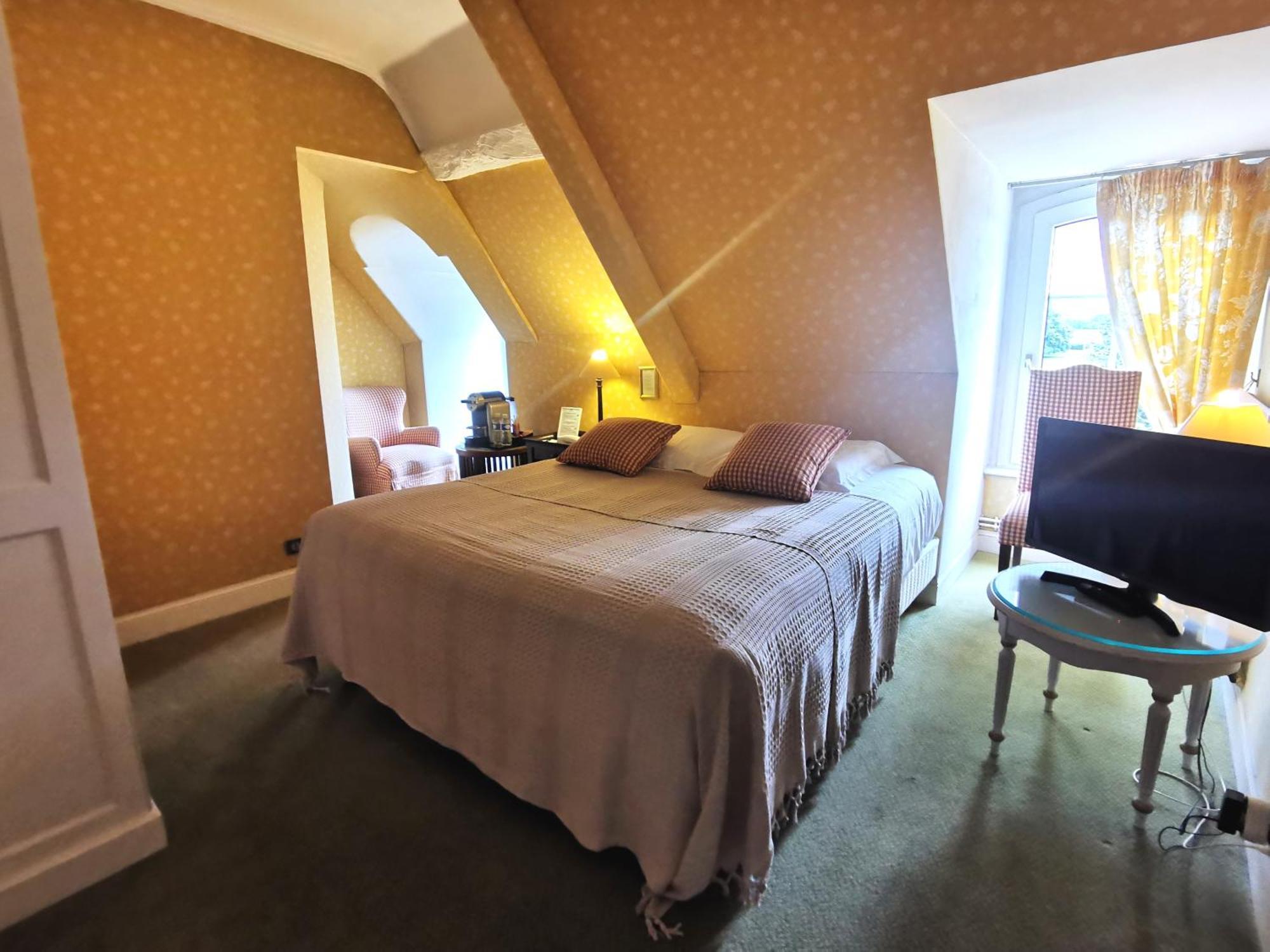 Grand Hotel "Chateau De Sully" - Piscine & Spa -Teritoria Sully  ภายนอก รูปภาพ