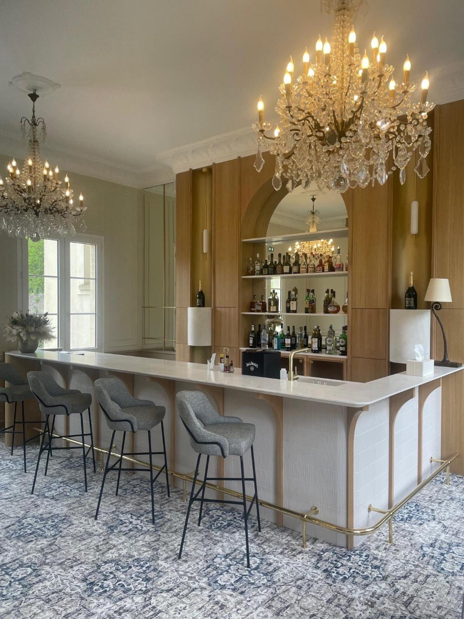 Grand Hotel "Chateau De Sully" - Piscine & Spa -Teritoria Sully  ภายนอก รูปภาพ