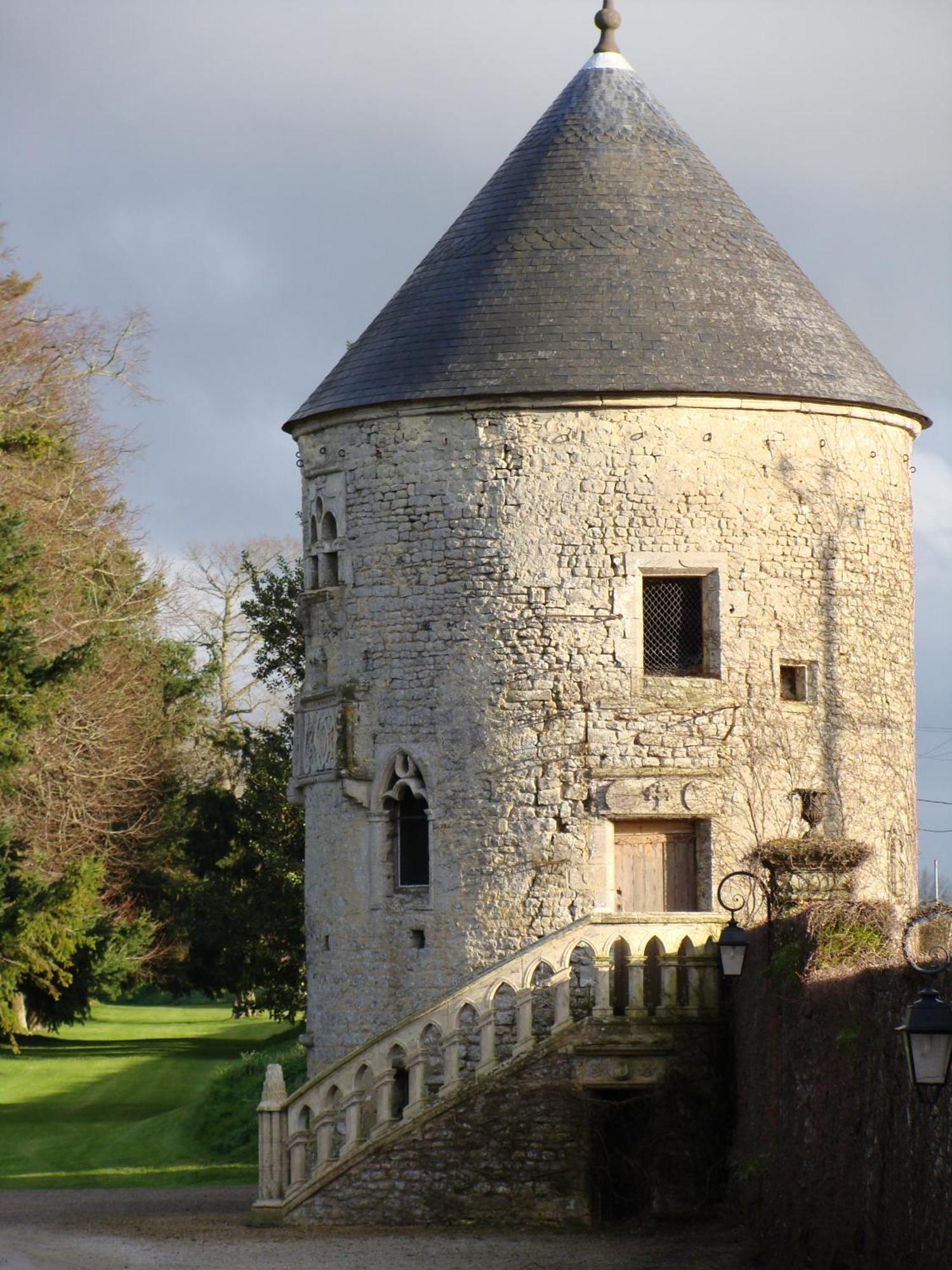 Grand Hotel "Chateau De Sully" - Piscine & Spa -Teritoria Sully  ภายนอก รูปภาพ