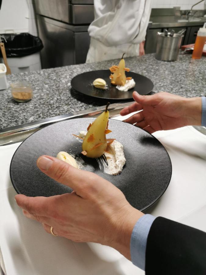 Grand Hotel "Chateau De Sully" - Piscine & Spa -Teritoria Sully  ภายนอก รูปภาพ